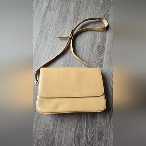 Liz Claiborne Neutral Crossbody Bag – Tortoise Hardware, Office Classic